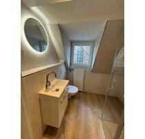 Modernisierte DG-Wohnung im Herzen von 47546 Kalkar zu vermieten