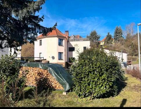 Foto - Einfamilienhaus mit Einliegerwohnung