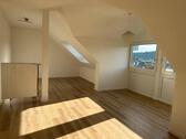 Foto - Helle 2-Zimmer-Dachgeschosswohnung in Wächtersbach Stadt