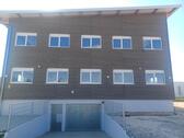 Foto - Tiefgaragenstellplatz - 75,00 EUR Miete,