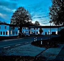 großzügige 4 Zimmerwohnung mit 2 Bädern und EBK. Auch als WG nutz - Mohrkirch