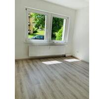 *jetzt einziehen und zwei Kaltmieten sparen* - 3-Zimmerwohnung mit Balkon im EG - Detmold