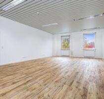 PROVISIONSFREI | Helle und große 2-Raum-Bürofläche (124 m²) | 2 Stellplätze | Neusäß