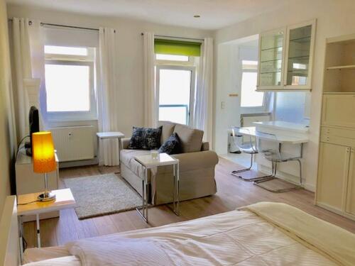 Foto - Sonnige 1-Zimmer Wohnung in Prenzlauer Berg. Vollmöbliert.