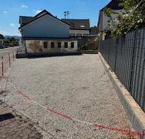 Autostellplatz + Garage in Hüttersdorf zu vermieten - Schmelz