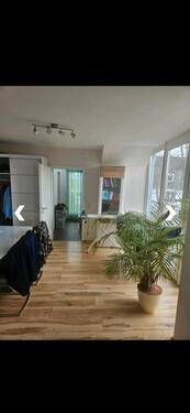 Foto - 2 Zimmer Dachgeschoßwohnung zur Miete in Köln