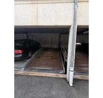 Parkplatz Zentral - Bahnhof - 65,00&nbsp;EUR Miete, in Nürnberg (PLZ: 90459) Rabus