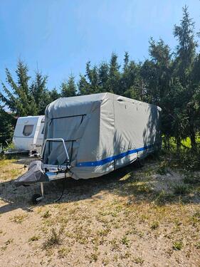 Foto - Stellplatz Wohnwagen Wohnmobil Boot