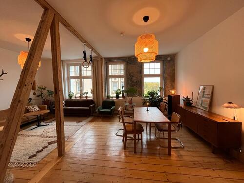 Foto - Wunderschöne, möblierte Altbauwohnung mit Garten in bester Lage