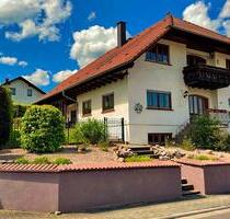 Großzügiges Landhaus mit großem Garten, Carport und Garage - Brensbach
