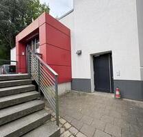 Provisionsfreie, kompakte und moderne Bürofläche mit sehr guter Ausstattung und fairer Miete! - Hamburg Bahrenfeld