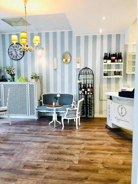 Foto - Restaurant-Café-Inventar komplett abzugeben – Top-Zustand