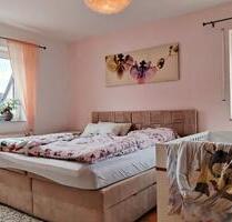 schöne 3,5 ZKB mit 2 SP, Küche und Balkonterasse - Hettenleidelheim