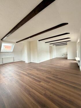 Foto - Frisch renovierte 3-Z-Wohnung: Balkon+EBK+Tageslichtbad in ZFH
