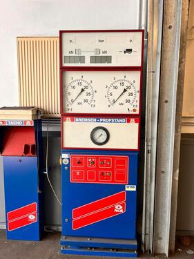 Foto - TÜV Prüfstelle KFZ Werkstatt in an der Automeile