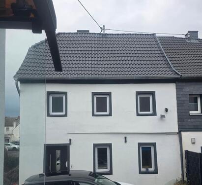 Foto - Haus zu vermieten auf 3 Etagen - 900,00&nbsp;EUR Kaltmiete, ca.&nbsp; 130,00&nbsp;m&sup2;