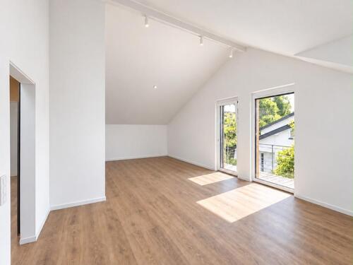Foto - 3 Zimmer Dachgeschoßwohnung zur Miete in Seelbach