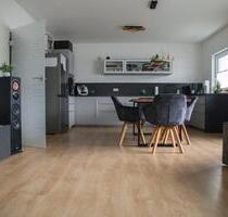 Moderne Erdgeschosswohnung in Bad Schlema – Ab März '26 verfügbar - Aue-Bad Schlema