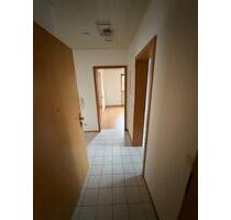 2 Zimmer-Wohnung - 600,00 EUR Kaltmiete, ca.  58,00 m² in Abensberg (PLZ: 93326)