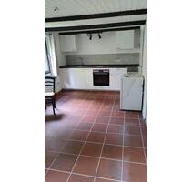 1 Zimmer + Badezimmer - 290,00&nbsp;EUR Kaltmiete, ca.&nbsp; 32,00&nbsp;m&sup2; in Lage (PLZ: 32791)