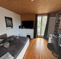 WG Zimmer mit eigener Dachterasse Stadtgrenze Frankfurt Bad Vilb - Bad Vilbel