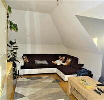 3 Zimmer OG-Wohnung mit EBK, Stellpl. Spitzboden & Abstellraum - Essen (Oldenburg)