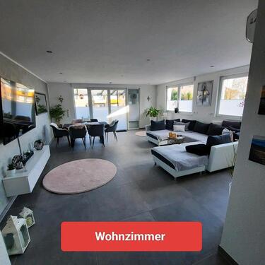 Foto - Attraktives Vier- Familienhaus mit separaten Eingängen und Gärten