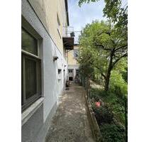 3-Zimmer-Wohnung in Toplage an der Wertachbrücke – schöner Ausblick & Gartennutzung - Augsburg Firnhaberau