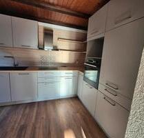2,5 Zimmer Wohnung im Zweifamilienhaus mit Balkon und Einbauküche - Neuried