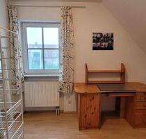 Nachmieter für 1 Zimmer in 2er WG in Karlsfeld - Obertraubling