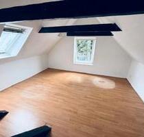 Attraktive 4 Zimmer Wohnung über 2 Etagen - sofort bezugsfertig! - Lägerdorf