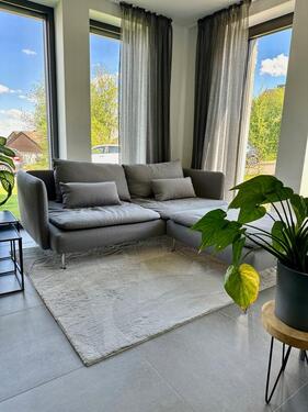Foto - Moderne 2-Zimmer-Wohnung mit Terrasse – voll möbliert