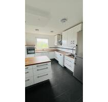 2-Zimmer Dachgeschosswohnung mit Einbauküche im Duisburger Süden