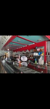 Foto - Eisdiele Pizzeria - 34,00&nbsp;EUR Kaltmiete, ca.&nbsp; 70,00&nbsp;m&sup2;