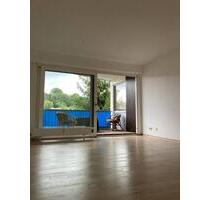 Schöne 2-Zimmer-Wohnung mit Balkon & Stellplatz in zentraler Lage - Flensburg