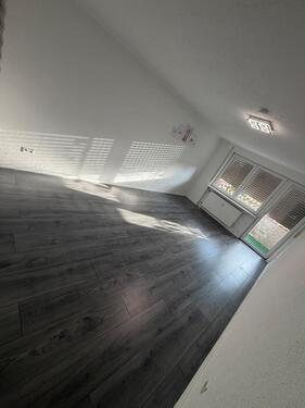 Foto - Modernisierte 2 ZKB+Balkon leerstehend