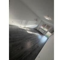 Modernisierte 2 ZKB+Balkon leerstehend - Eschelbronn