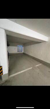 Foto - Pkw - Motorrad - Anhänger - Garage - Stellplatz- Vermietung