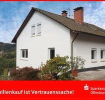 Oppenau - 3 Zi.-Mietwohnung mit Ausblick in die umliegenden Schwarzwaldberge!