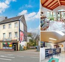 Mehrfamilienhaus mit Pizzeria, 3 Wohnungen & großem Grundstück - Aachen Eilendorf