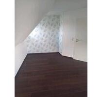 1 Zimmer 16m2 in WG. Ab 1.1.27 - 300,00&nbsp;EUR Kaltmiete, ca.&nbsp; 16,00&nbsp;m&sup2; in Delmenhorst (PLZ: 27755) Düsternort