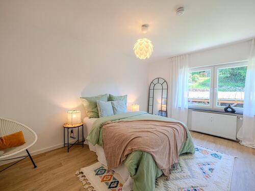 Foto - *Erstbezug nach Sanierung* Helle 3 Zi.-Whg mit neuer EBK und Balkon