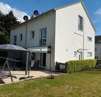 Moderne DHH (Bj. 2017), 160 m², PV + Wallbox – BAD-Neuweier - Baden-Baden Lichtental