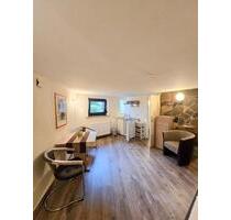 1 Raum Appartment für Pendler - 300,00 EUR Kaltmiete, in Essen (PLZ: 45130) Stadtbezirk II