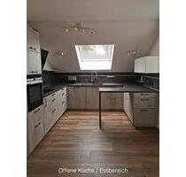 Helle 3-Zimmer DG-Wohnung mit EBK, TG & Aufzug - Pfaffenhofen an der Ilm