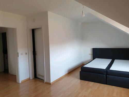 Foto - 4.5 Zimmer Dachgeschoßwohnung in Linkenheim-Hochstetten