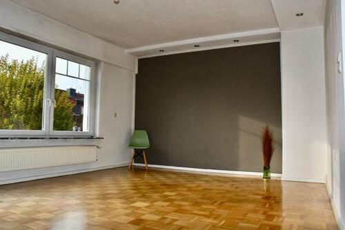 Foto - Wohnung direkt in Neuhof - 82m² - 45 Zimmer