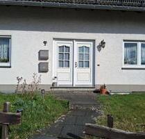 Sonnige DG-Wohnung in gepflegtem 2-Familien-Haus - Reichshof