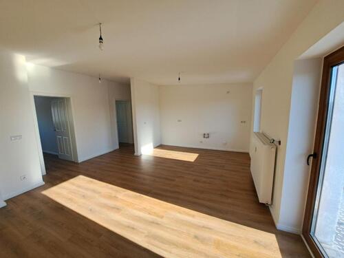 Foto - Erstbezug nach Kernsanierung: 3,5‑Zimmer-DG mit Wohnküche, Balkon