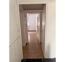 1 Zimmer Wohnung - 750,00 EUR Kaltmiete, ca.  20,00 m² in Frankfurt am Main (PLZ: 65933) West